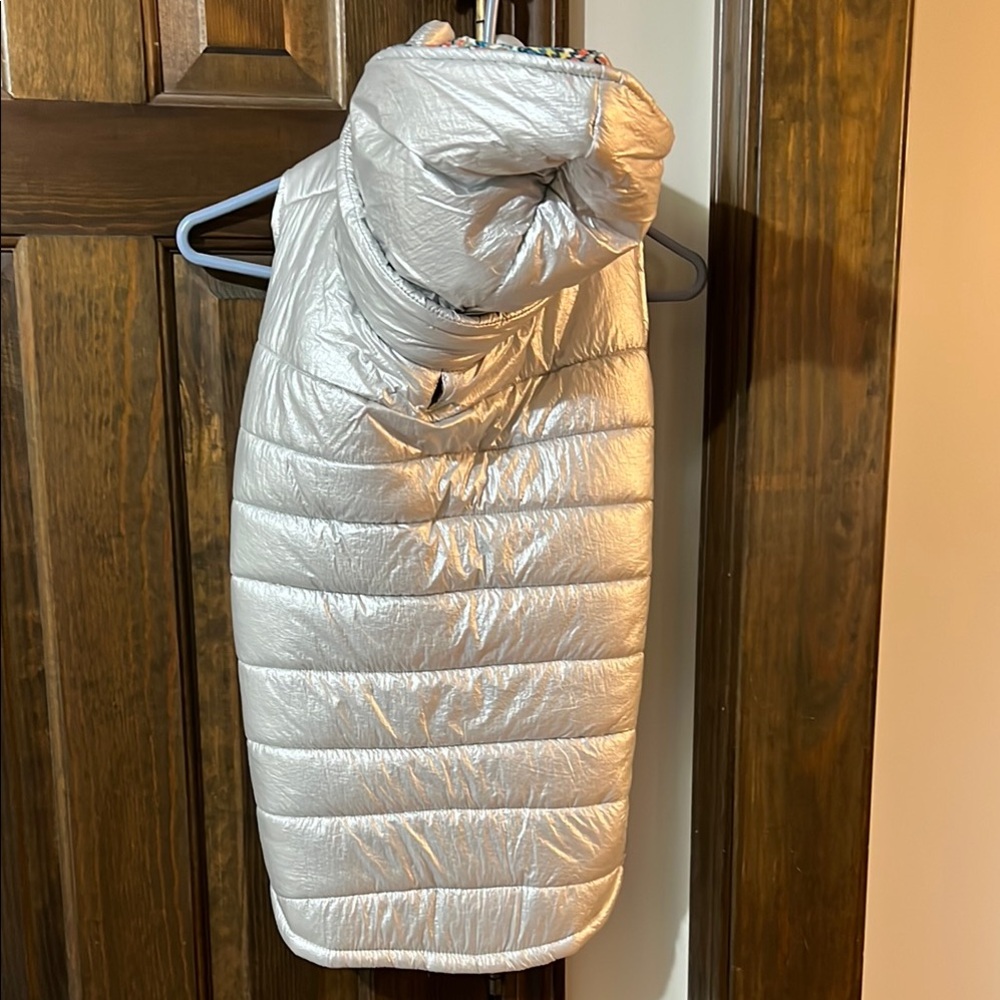 Stylish Silver Puffer Vest